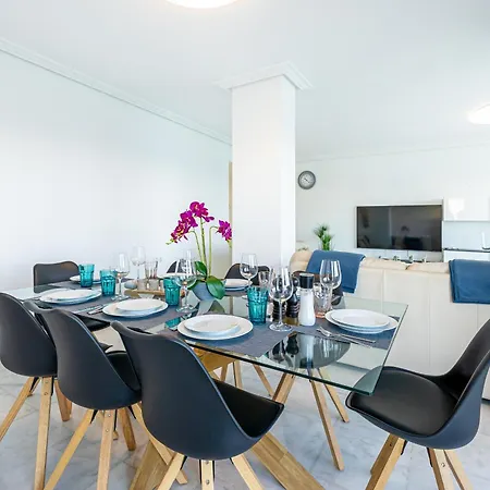 Appartement Keywise Beachhouse Oceanblue Duplex De Lujo En Primera Linea Con Vistas Espectaculares , Solarium Privado Y Piscina Benalmádena