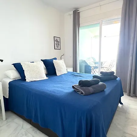 Keywise Beachhouse Oceanblue Duplex De Lujo En Primera Linea Con Vistas Espectaculares , Solarium Privado Y Piscina Appartement Benalmádena